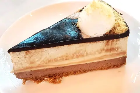 Special Days Cakes photo 4